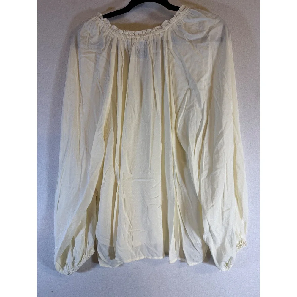 Old Navy off white